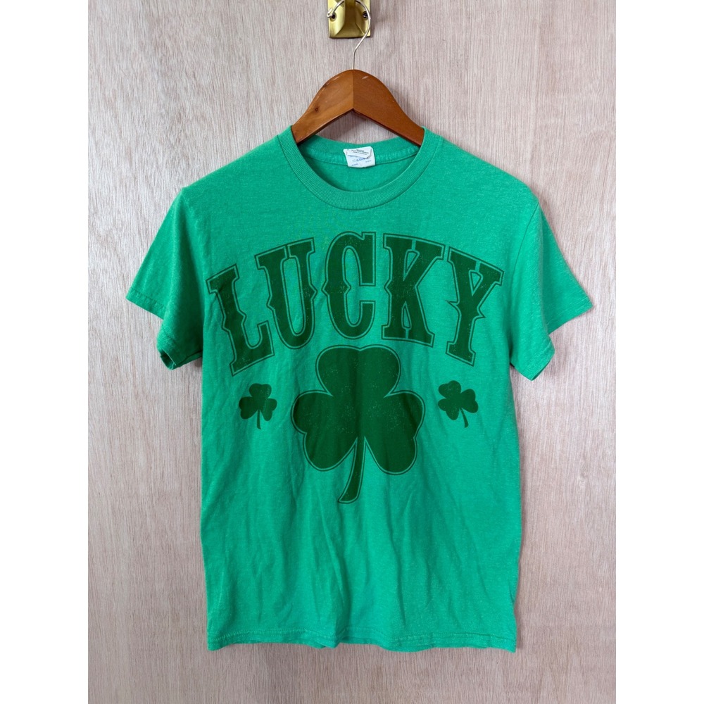 Lucky Shamrock St Patricks Day Graphic T-Shirt Green Mens Small Short Sleeve